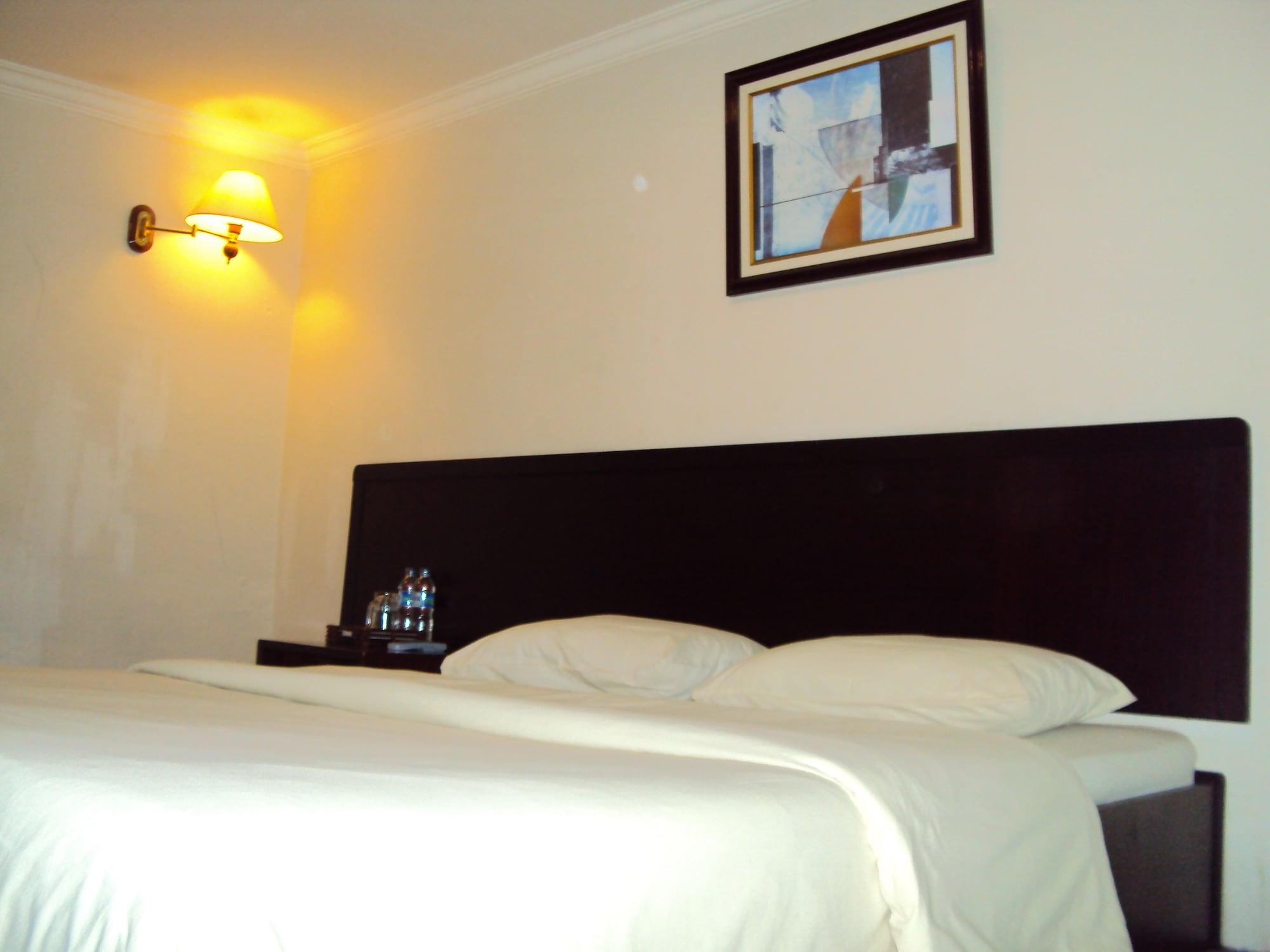 Hotel Citi International Palang Merah Medan Bagian luar foto