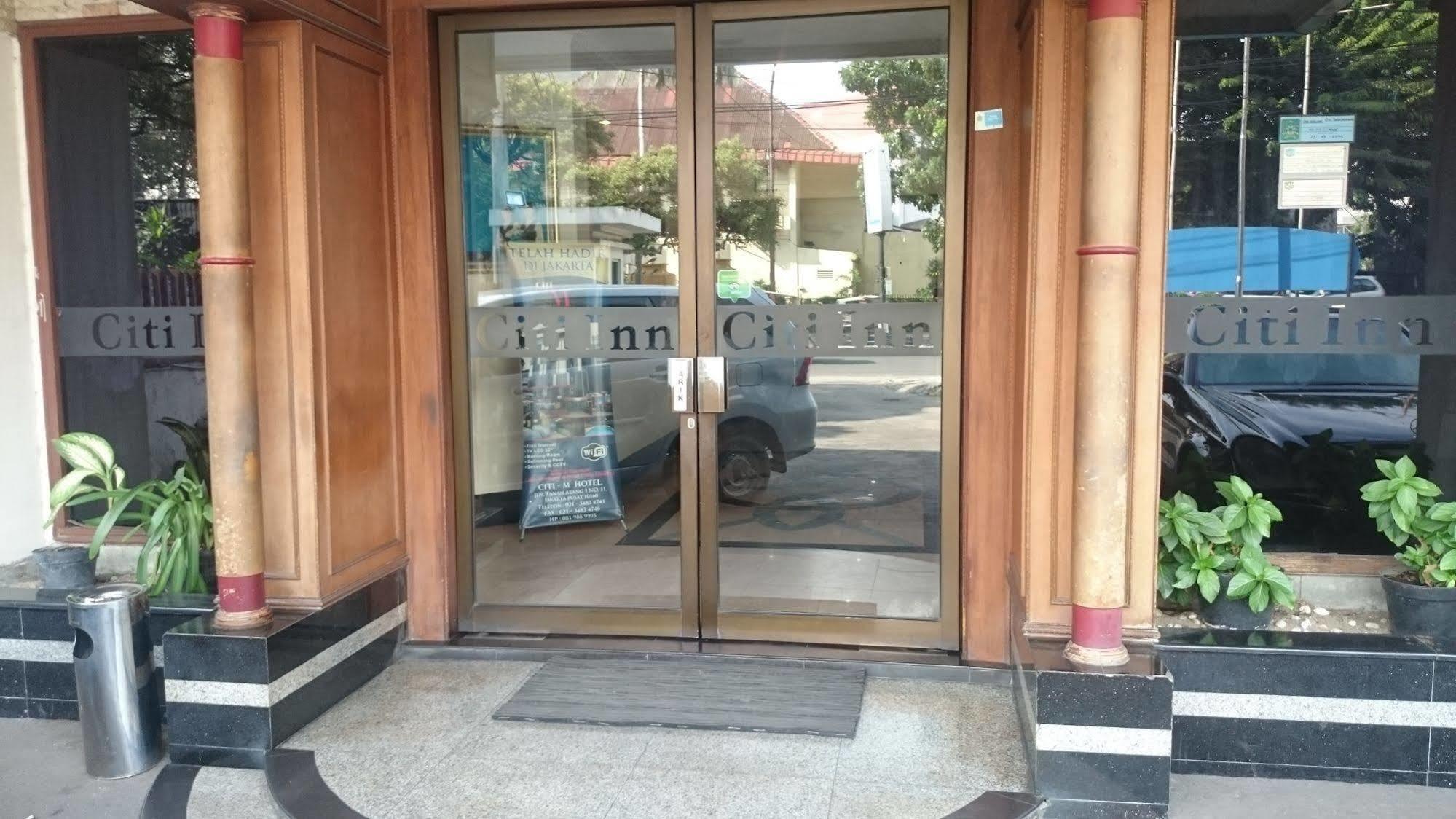 Hotel Citi International Palang Merah Medan Bagian luar foto